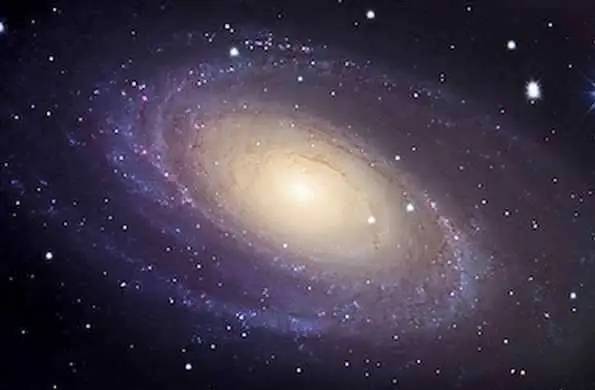 银河系力量之源人马座a*怎么来的？它和宇宙的年龄一样长